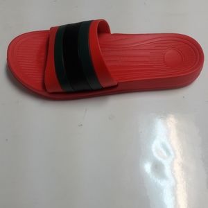RED BLACK SANDAL